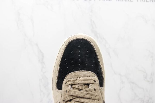 Tênis Nike Air Force 1 - marrom e preto - Image 2